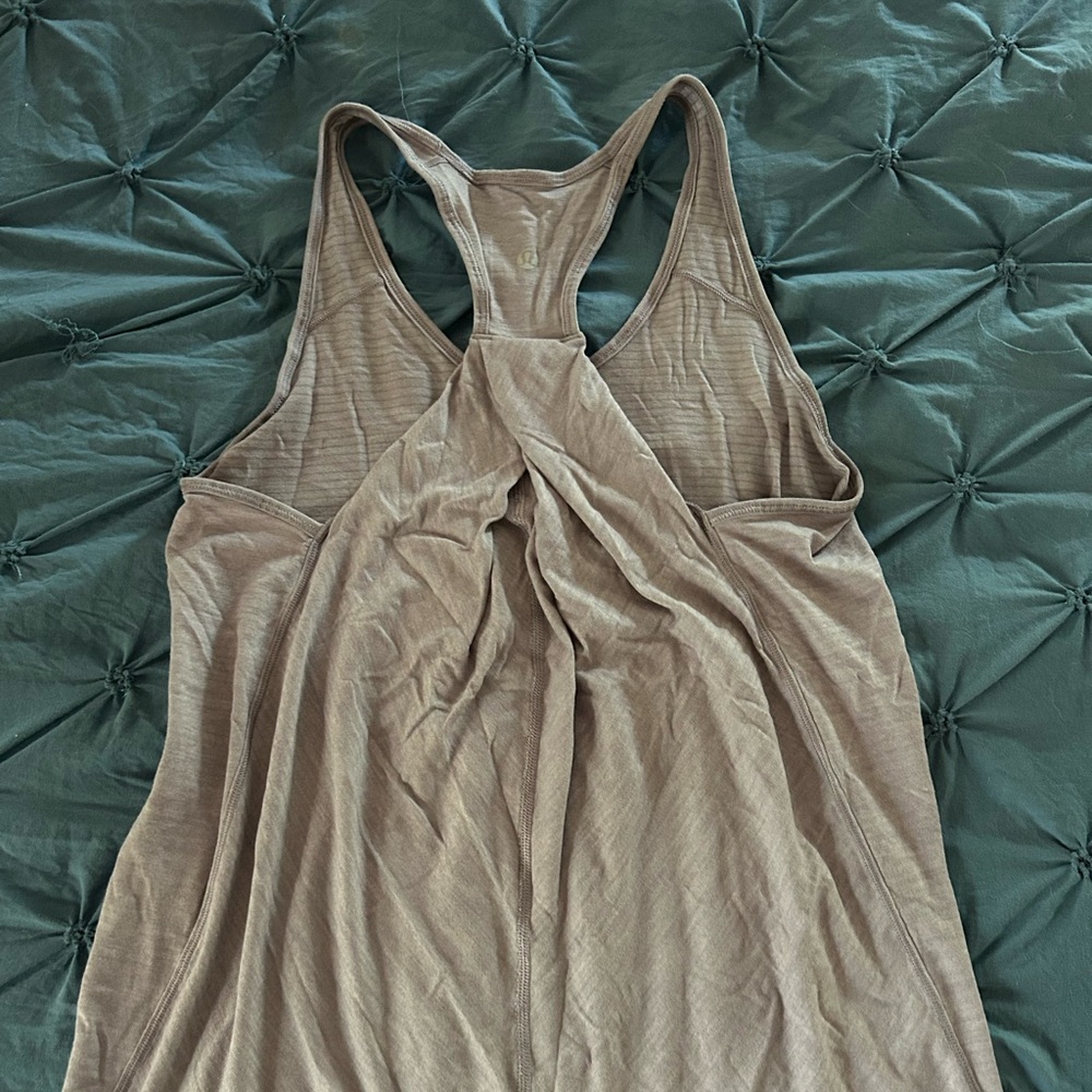 Lululemon Tank - Picture 2 of 5